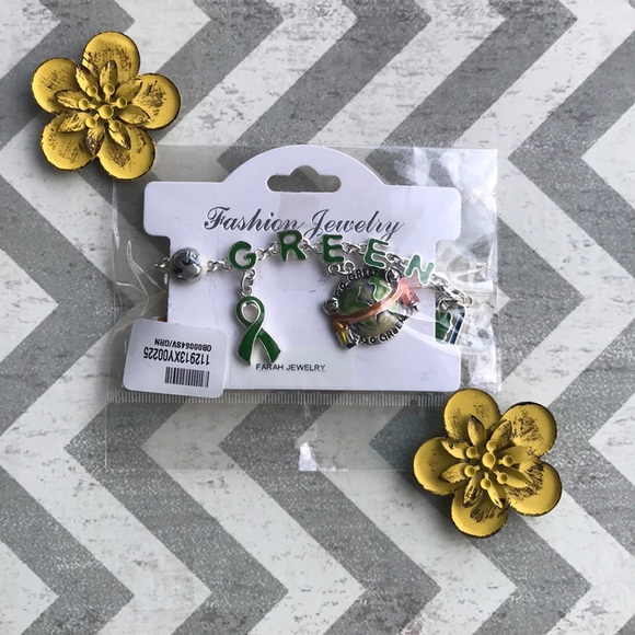 Go Green Recycle Charm Bracelet - Picture 3 of 3